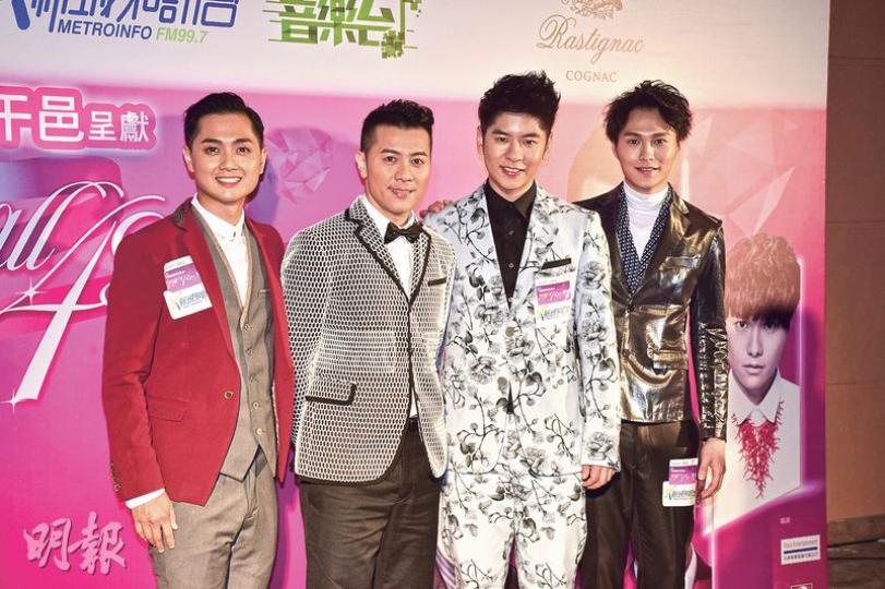 鄭俊弘(左起)、梁漢文、許廷鏗及胡鴻鈞前晚演出新城音樂會。(攝影:梁迺楠) 鄭俊弘(左起)、梁漢文、許廷鏗及胡鴻鈞前晚演出新城音樂會。(攝影:梁迺楠)