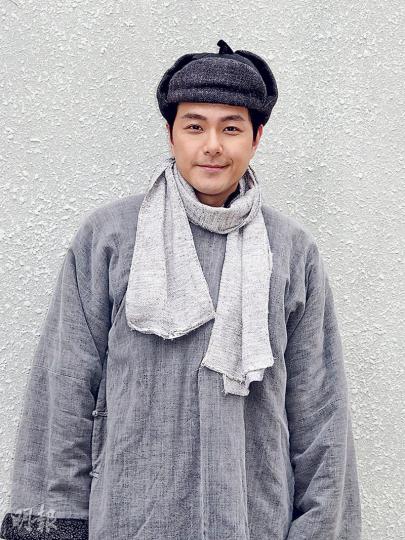 蕭正楠擔心女友黃翠如到韓國拍劇冷病,但因有工作在身,未能飛去當地做「人肉暖包」。(攝影/記者:楊安莉) 蕭正楠擔心女友黃翠如到韓國拍劇冷病,但因有工作在身,未能飛去當地做「人肉暖包」。(攝影/記者:楊安莉)