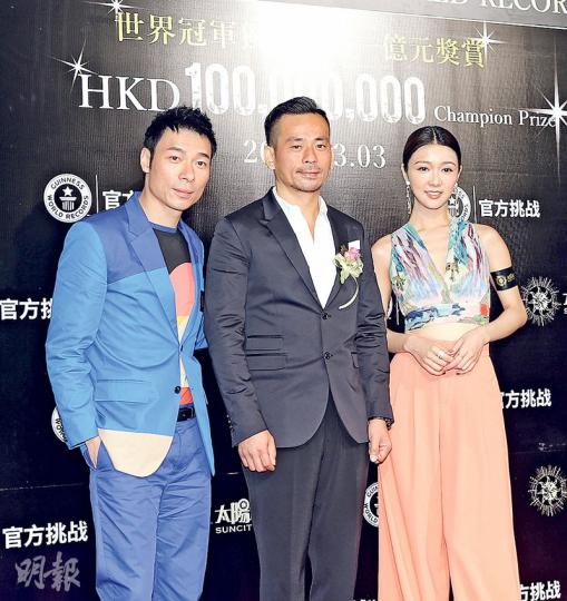 安仔(左)、薛凱琪(右)與周焯華(中)在記者會合照。(攝影/記者﹕楊安莉) 安仔(左)、薛凱琪(右)與周焯華(中)在記者會合照。(攝影/記者﹕楊安莉)
