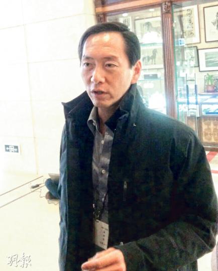 陳智思話自己係「長期病患者」,所以高永文局長搵佢教人健康飲食。(梁卓怡攝) 陳智思話自己係「長期病患者」,所以高永文局長搵佢教人健康飲食。(梁卓怡攝)