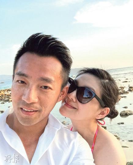 汪小菲(左)母親張蘭捲入一宗仲裁案,名下資產遭香港高等法院凍結。大S對奶奶的生意風波,表示不方便回應。(微博圖片) 玥兒坐在草地上哭得很可憐,大S笑女兒愛游泳、愛沙灘、愛狗,卻怕草地!(微博圖片) 汪小菲(左)母親張蘭捲入一宗仲裁案,名下資產遭香港高等法院凍結。大S對奶奶的生意風波,表示不方便回應。(微博圖片) 玥兒坐在草地上哭得很可憐,大S笑女兒愛游泳、愛沙灘、愛狗,卻怕草地!(微博圖片)