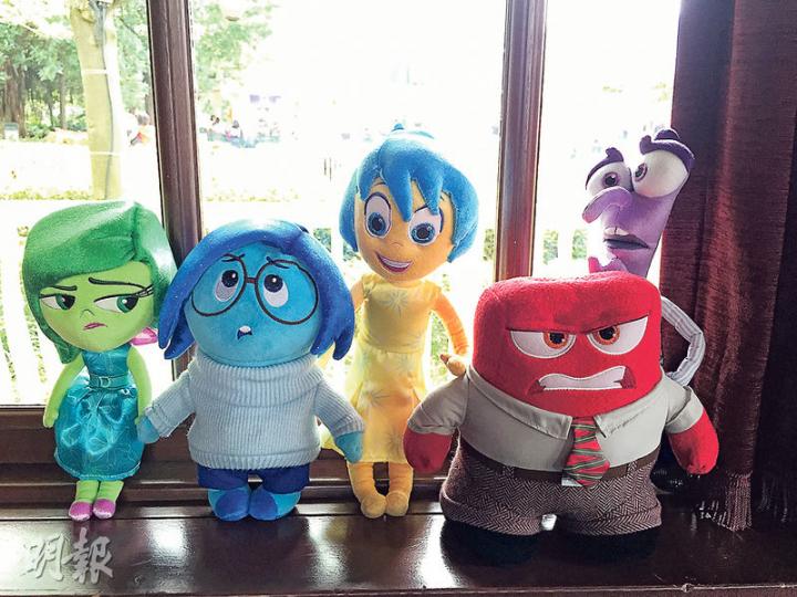 除Frozen大收，迪士尼旗下Pixar製作嘅動畫Inside Out（《玩轉腦朋友》）料於7月上畫，本港迪士尼亦將推出新公仔產品。（邱雅錡攝）
