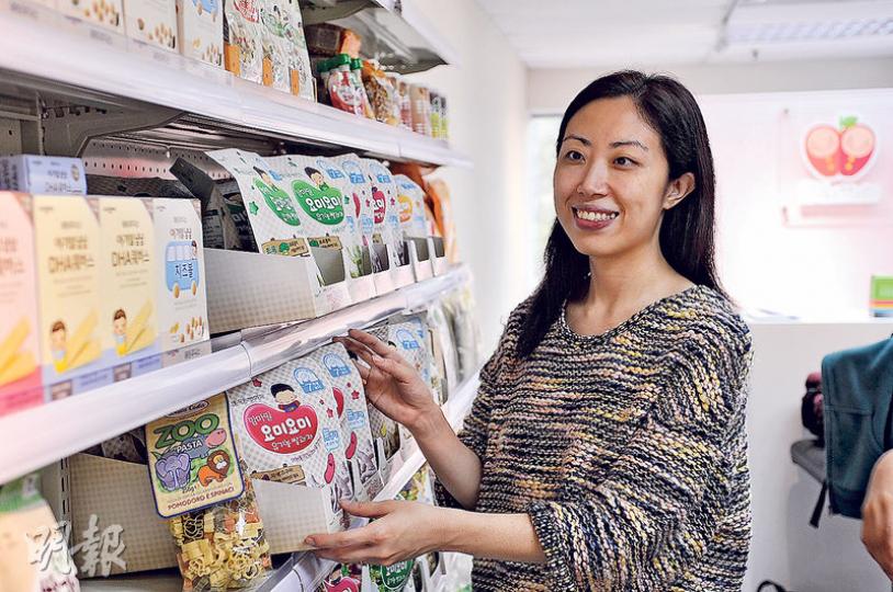 擁有註冊營養師資格的Katrina（圖），選擇食物時會多加留意營養成分，希望善用知識教導身邊人食得健康，活得健康。（曾映妹攝）