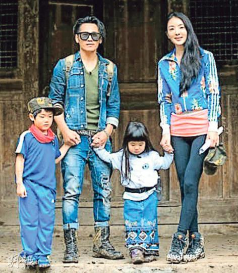 曹格與太太吳速玲及兩個活寶貝Joe、Grace一家四口，非常溫馨。（微博圖片）壽星女吳速玲以比堅尼上陣，大騷美好身段。（微博圖片）