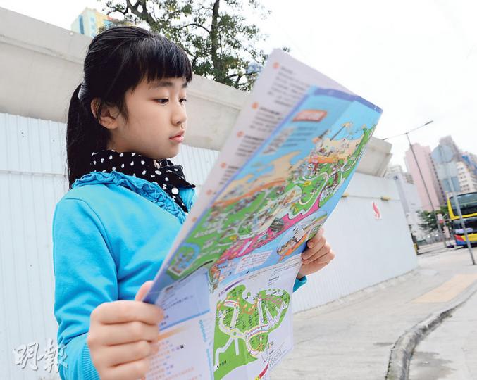 坊間遊學團選擇眾多，家長宜小心比較，讓子女玩得開心又放心。（劉焌陶攝）要讓子女過一個精彩暑假，家長在替子女報名參加遊學團前，需事前共同商量遊學團目的，切勿「人去我去」。（劉焌陶攝）