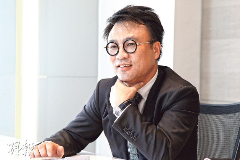 匯友資本首席合伙人胡景邵（圖）指王征一直無透露「心目中（交易）價格」，認為他只在乎曾付出的成本，無理會亞視現有資本價值，形容對方是「業餘」投資者。（林俊源攝）