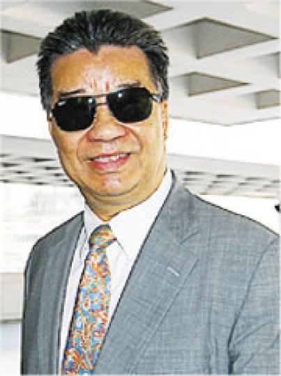 劉夢熊（圖）涉串謀詐騙案的陪審團原由9男組成，惟其中一人因病留院，令陪審團人數減至8名。（林俊源攝）