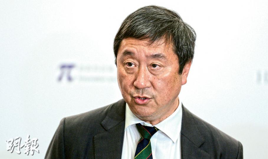 中大校長沈祖堯表示,涉及挪用大學款項的3名員工,並無要脅校方若報公安就會公開中大深圳研究院課程並無報稅。(黃志東攝) 中大校長沈祖堯表示,涉及挪用大學款項的3名員工,並無要脅校方若報公安就會公開中大深圳研究院課程並無報稅。(黃志東攝)