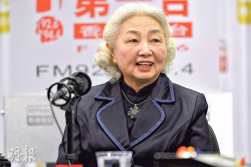 對於政府與泛民打民意戰,基本法委員會副主任梁愛詩表示,民意是重要,但不是唯一決定政改的因素,最重要是看道理在哪一方。(葉家豪攝) 對於政府與泛民打民意戰,基本法委員會副主任梁愛詩表示,民意是重要,但不是唯一決定政改的因素,最重要是看道理在哪一方。(葉家豪攝)