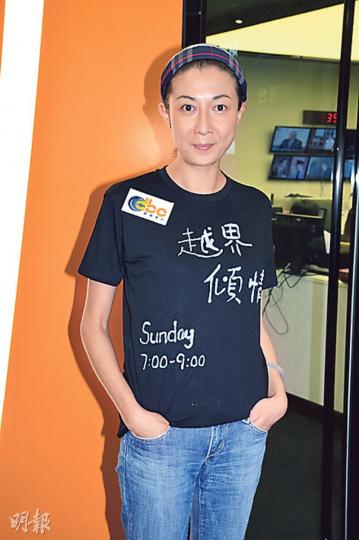 吳綺莉指女兒卓林開始大了,不可以再用以往的方式管教女兒,現在要放鬆慢慢學習。(攝影﹕梁迺楠) 吳綺莉指女兒卓林開始大了,不可以再用以往的方式管教女兒,現在要放鬆慢慢學習。(攝影﹕梁迺楠)