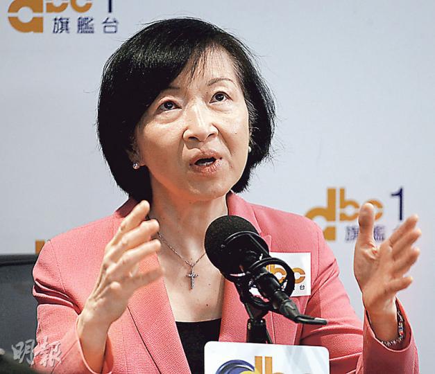 行政會議成員羅范椒芬認為，湯家驊及郭榮鏗願跟中央溝通，可以成為特首候選人。（李紹昌攝）郭榮鏗說不能以人治思維討論政制，重要是建立合理的普選制度，而非點名討論誰可參選。（劉焌陶攝）湯家驊認為現時點名哪個泛民人士可選特首，只會為推動政改幫倒忙。（劉焌陶攝）