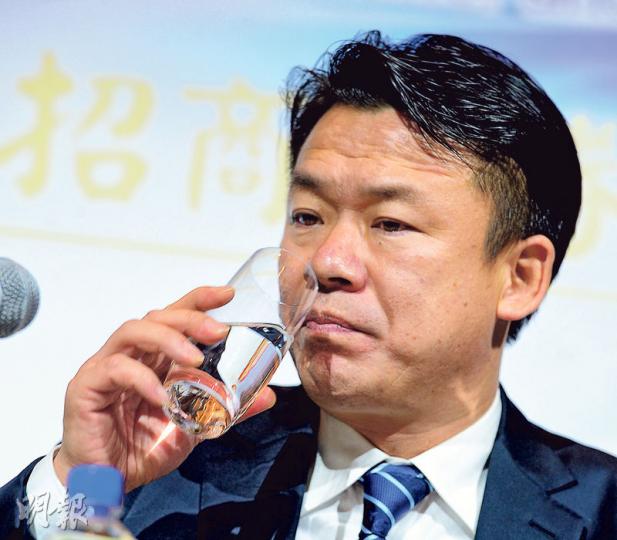 雲南水務已引入惠理基金、唐人國際等6名基礎投資者,合共認購價值5.9億元股份。圖為雲南水務執行董事兼總經理于龍。(劉焌陶攝) 雲南水務已引入惠理基金、唐人國際等6名基礎投資者,合共認購價值5.9億元股份。圖為雲南水務執行董事兼總經理于龍。(劉焌陶攝)