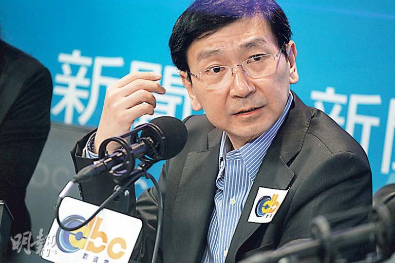 港大法律學院教授陳文敏建議港府延遲表決政改,好讓各方有足夠時間繼續尋求共識。(李紹昌攝) 港大法律學院教授陳文敏建議港府延遲表決政改,好讓各方有足夠時間繼續尋求共識。(李紹昌攝)