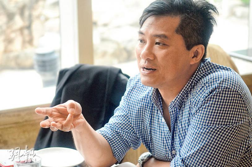 51歲邵仲衡享受《大時代》這個多月來為他帶來的夢幻經歷,現在要看他「下半場」的攻略了。(攝影﹕孫華中) 51歲邵仲衡享受《大時代》這個多月來為他帶來的夢幻經歷,現在要看他「下半場」的攻略了。(攝影﹕孫華中)