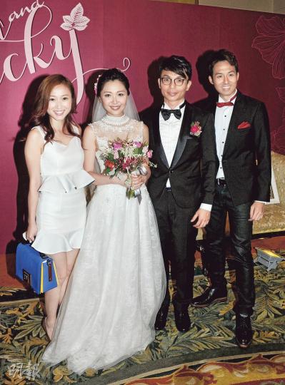 有線娛樂台主播黃芳雯（左二）與男友Jacky Poon（右二）拉埋天窗，黃美棋（左一）與鍾健威（右一）齊齊祝賀一對新人。（攝影/記者：陳釗）