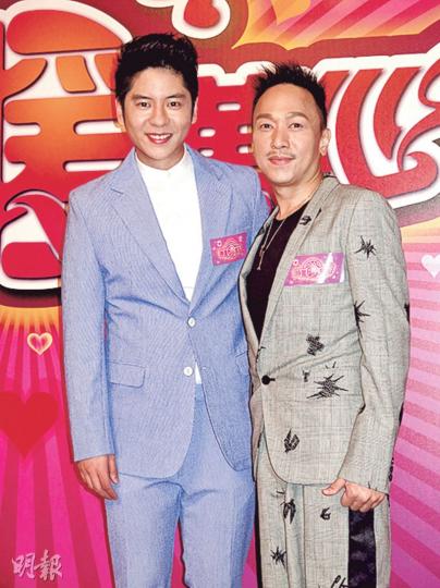 許廷鏗（左）與黃家強（右）昨西裝骨骨，出席「明愛暖萬心」記者會。（攝影/記者﹕孫慧莊）