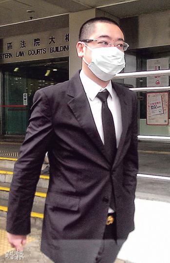 報稱商人的被告黃曉鵬於案發當日遭考官指他作弊前，只作答了一條題目，該答案最終被確認為正確。（章淑廉攝）