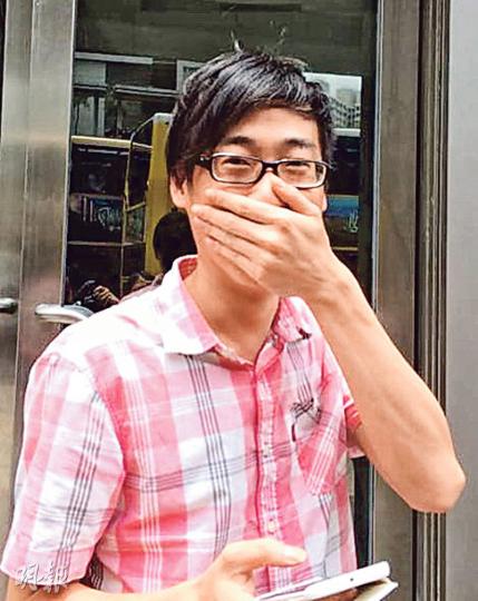 早前被裁定擾亂秩序罪成的被告梁志恆(圖),因在判刑當日表示找到新聞片段可證清白,申請覆核定罪。(王慧瓊攝) 早前被裁定擾亂秩序罪成的被告梁志恆(圖),因在判刑當日表示找到新聞片段可證清白,申請覆核定罪。(王慧瓊攝)