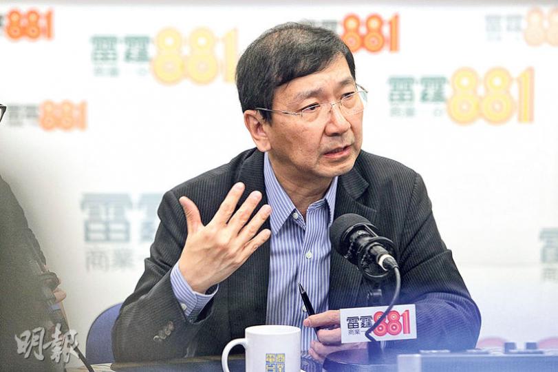港大法律學院前院長陳文敏捲入匿名捐款風波,他希望校委會盡早公開事件的調查報告,解答公眾疑問。(林俊源攝) 港大法律學院前院長陳文敏捲入匿名捐款風波,他希望校委會盡早公開事件的調查報告,解答公眾疑問。(林俊源攝)