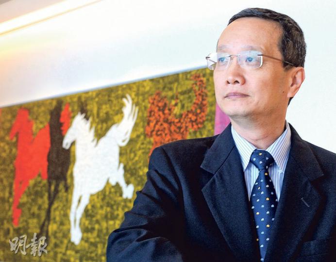 「今天幾乎要對股市悲觀才能對經濟樂觀。」這是瑞信董事總經理兼亞洲區首席經濟分析員陶冬對於當下股市與經濟的表現做出的評價。(劉焌陶攝) 「今天幾乎要對股市悲觀才能對經濟樂觀。」這是瑞信董事總經理兼亞洲區首席經濟分析員陶冬對於當下股市與經濟的表現做出的評價。(劉焌陶攝)