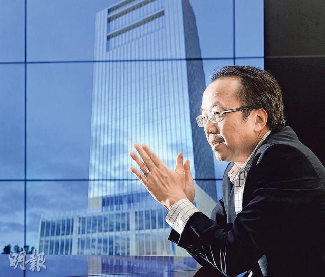 第一集團霍偉良稱，長沙灣道甲級商廈項目特設19個高層複式戶，面積約1700方呎起，頂層複式單位更達1.4萬方呎，料入場費逾2500萬元。（劉焌陶攝）
