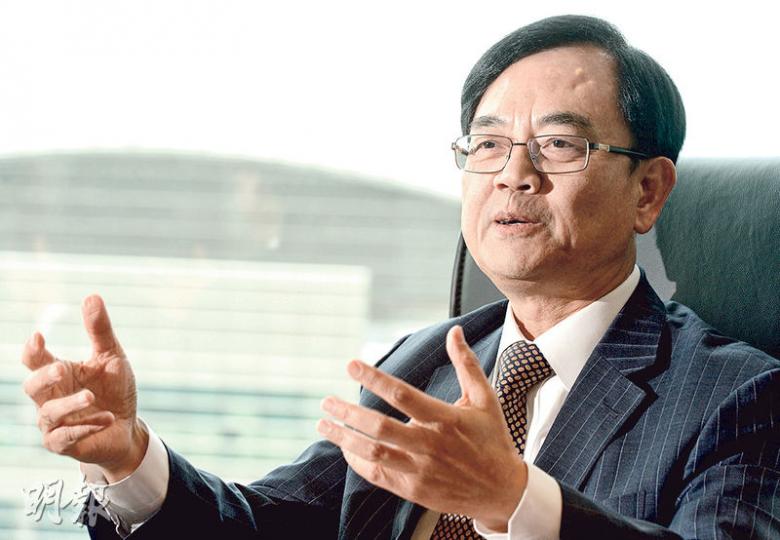 香港科技園公司行政總裁馬錦星認為，本港可發展「再工業化」研發精密工程和生物醫學等，並承認科技園過去沒善用3個工業邨用地，已向政府建議修訂進駐條件，優先吸納對本港經濟有持續增長的創科產業。（劉焌陶攝）