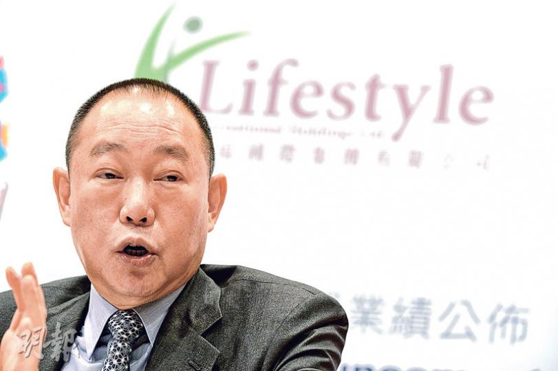 今年是銅鑼灣崇光百貨成立30周年，利福國際主席兼首席行政官劉鑾鴻稱，下半年會增加相關促銷活動。（蘇智鑫攝）