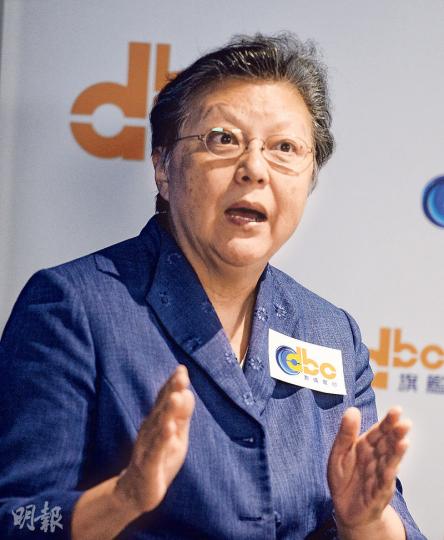 港大校友兼全國人大常委范徐麗泰表示，院校雖有聘人的自由，但若聘任「學術唔夠班，誠信有問題」的人引起校友反對，就應反思。（劉焌陶攝）