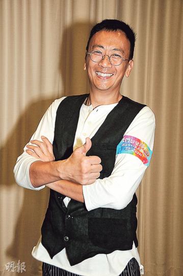 鄭丹瑞笑言收到電話騙案才答應幫手做校友騷。(攝影:梁榮達)劉兆銘(左起)、鍾景輝及廖啟智為母校出一分力。(攝影:梁榮達) 鄭丹瑞笑言收到電話騙案才答應幫手做校友騷。(攝影:梁榮達)劉兆銘(左起)、鍾景輝及廖啟智為母校出一分力。(攝影:梁榮達)