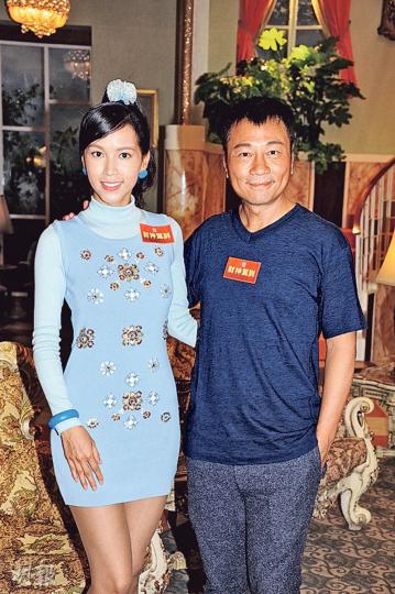 傅嘉莉與祥仔合作拍《財神駕到》。(攝影﹕陳釗) 傅嘉莉與祥仔合作拍《財神駕到》。(攝影﹕陳釗)