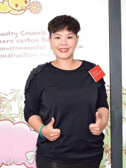 林二汶自言唱歌時所表達的內容,就是她想表達的一切。(攝影鎅O者:林蘊兒) 林二汶自言唱歌時所表達的內容,就是她想表達的一切。(攝影鎅O者:林蘊兒)