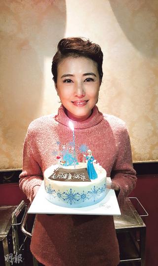周海媚雖然已49歲,樣子卻恍如凍齡一樣。(微博圖片) 周海媚雖然已49歲,樣子卻恍如凍齡一樣。(微博圖片)