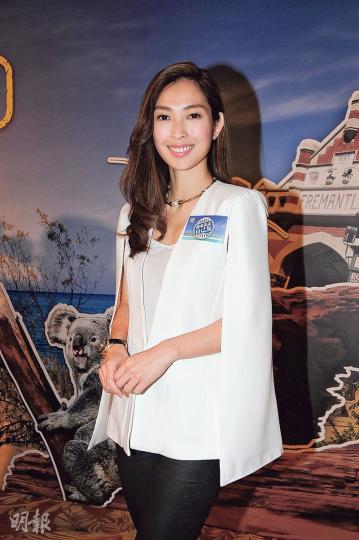 宋熙年慶幸有得留低繼續主持《東張西望》,相信會與新同事擦出火花。(攝影:孫華中)無綫高層曾勵珍被指失勢,被視為其愛將的邵美琪表示自己有工作會照做。(攝影:孫華中) 宋熙年慶幸有得留低繼續主持《東張西望》,相信會與新同事擦出火花。(攝影:孫華中)無綫高層曾勵珍被指失勢,被視為其愛將的邵美琪表示自己有工作會照做。(攝影:孫華中)