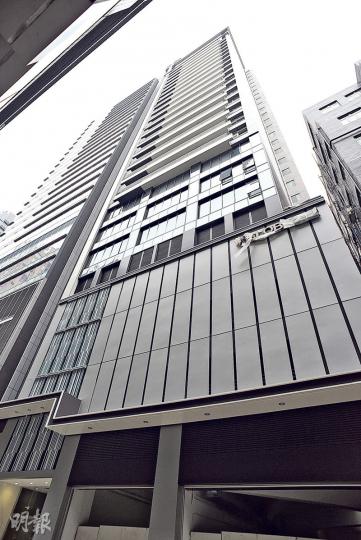 恒地斥資3億元活化及翻新的長沙灣恒龍工商中心，部署稍後以現樓形式發售。（陳淑安攝）