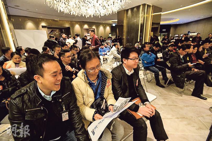 香港小輪旗下深水埗海柏匯昨推售首批70個單位,但銷情慘淡,單日只售約9個單位,成近月首日銷情最差的新盤之一。(楊柏賢攝) 香港小輪旗下深水埗海柏匯昨推售首批70個單位,但銷情慘淡,單日只售約9個單位,成近月首日銷情最差的新盤之一。(楊柏賢攝)