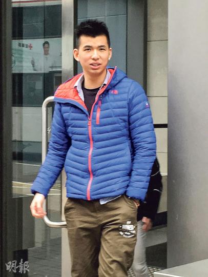 無業青年馬偉傑否認偷取價值21.3萬元的勞力士手表。（黃建邦攝）秀茂坪警署的值日官陳光海昨於庭上承認「有粗疏、甩漏」，沒逐項核對發還給被告的物品。（黃建邦攝）
