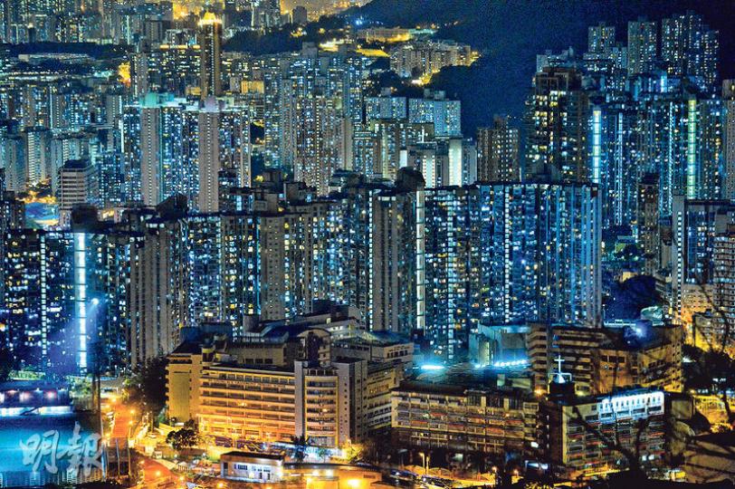 2008年起,政府每年在財政預算案推出不同程度的公屋住戶免租。據悉政府今年決心想取消所有公屋租金代繳,有說這是特首與財政司的共識。(鄧宗弘攝) 2008年起,政府每年在財政預算案推出不同程度的公屋住戶免租。據悉政府今年決心想取消所有公屋租金代繳,有說這是特首與財政司的共識。(鄧宗弘攝)