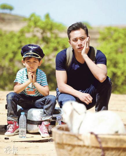 劉燁與兒子劉諾一去年演出親子真人騷《爸爸去哪兒3》一夜爆紅，不過他亦選擇讓兒子重回童真生活。（微博圖片）內地真人騷非常盛行，其中《爸爸回來了》也讓不少藝人憑仔女而再走紅。（微博圖片）