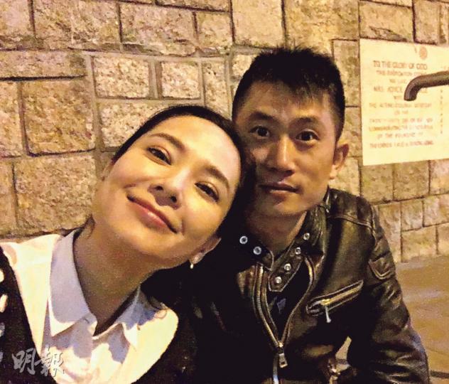 郭羨妮與老公朱少杰感情穩定,懶理負面新聞。(微博圖片)郭羨妮昨午上載老公與女兒Kylie的父女溫馨合照。(微博圖片) 郭羨妮與老公朱少杰感情穩定,懶理負面新聞。(微博圖片)郭羨妮昨午上載老公與女兒Kylie的父女溫馨合照。(微博圖片)