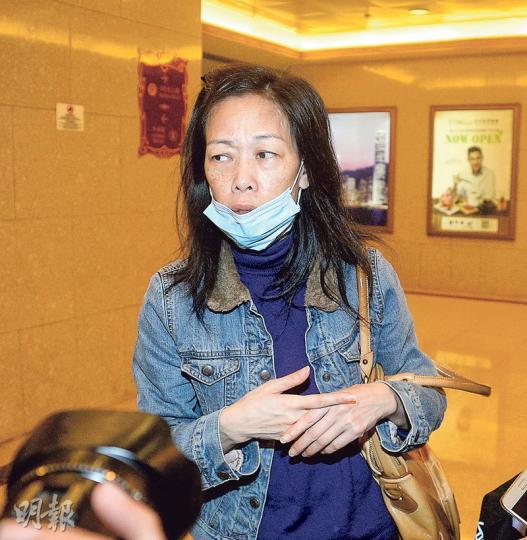 盧太受喪夫之痛,樣子憔悴,她不捨丈夫,希望延續丈夫願望,將正能量傳開去。(攝影﹕黃梓烜) 盧太受喪夫之痛,樣子憔悴,她不捨丈夫,希望延續丈夫願望,將正能量傳開去。(攝影﹕黃梓烜)