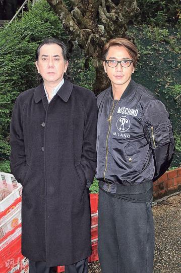 黃秋生(左)與吳卓羲(右)讚黎繼明好脾氣。(攝影/記者:林祖傑)錢嘉樂與太太湯盈盈送黎繼明最後一程。(攝影/記者:林祖傑)黎繼明三弟黎繼榮 (攝影/記者:林祖傑) 黃秋生(左)與吳卓羲(右)讚黎繼明好脾氣。(攝影/記者:林祖傑)錢嘉樂與太太湯盈盈送黎繼明最後一程。(攝影/記者:林祖傑)黎繼明三弟黎繼榮 (攝影/記者:林祖傑)