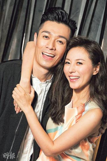 劉心悠與周柏豪在電影《我老婆係明星》飾演一對隱婚夫婦,劉心悠飾演「朱淇」,柏豪笑言不時叫錯「舒淇」。(攝影﹕孫華中)劉心悠坦言不心急找男友,單身生活好開心。(攝影﹕孫華中) 劉心悠與周柏豪在電影《我老婆係明星》飾演一對隱婚夫婦,劉心悠飾演「朱淇」,柏豪笑言不時叫錯「舒淇」。(攝影﹕孫華中)劉心悠坦言不心急找男友,單身生活好開心。(攝影﹕孫華中)
