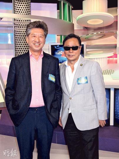 黃毓民(右)跟湯家驊為《J5龍門陣》做嘉賓,透露首度同台論政有火花。(攝影鎅O者:鍾一虹) 黃毓民(右)跟湯家驊為《J5龍門陣》做嘉賓,透露首度同台論政有火花。(攝影鎅O者:鍾一虹)