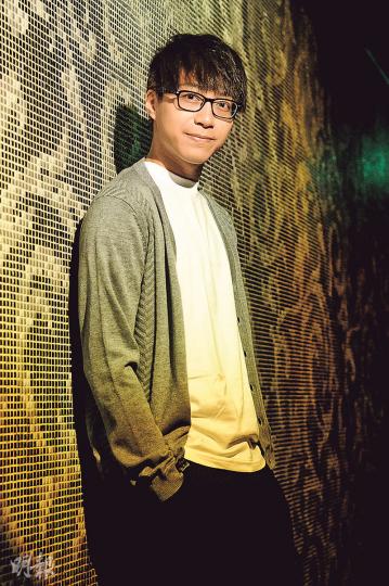 首次開個人演唱會,坤哥心情難免緊張。(攝影:孫華中)吳業坤努力工作多年,終於捱出頭來,他更珍惜現在每一次機會。(攝影:孫華中) 首次開個人演唱會,坤哥心情難免緊張。(攝影:孫華中)吳業坤努力工作多年,終於捱出頭來,他更珍惜現在每一次機會。(攝影:孫華中)