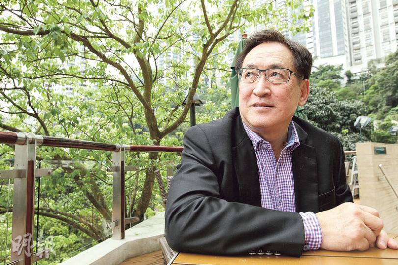 剛從平機會主席之位退下來,周一嶽(圖)指未來三四個月要「好好休息」,未敢想下一步,但「唔會諗做嘢(受薪工作)」,但說將來仍會出席平權活動以示支持。(林俊源攝) 剛從平機會主席之位退下來,周一嶽(圖)指未來三四個月要「好好休息」,未敢想下一步,但「唔會諗做嘢(受薪工作)」,但說將來仍會出席平權活動以示支持。(林俊源攝)