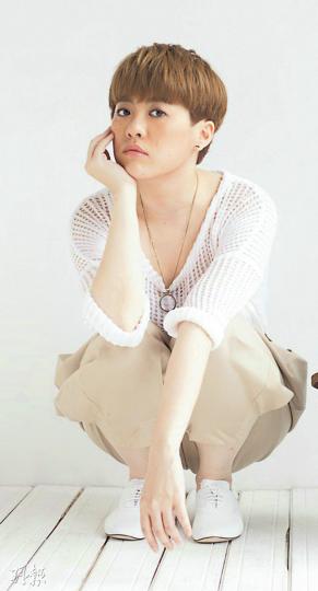 岑寧兒憑專輯《here》入圍台灣第27屆金曲獎最佳新人,為港爭光。(微博圖片) 岑寧兒憑專輯《here》入圍台灣第27屆金曲獎最佳新人,為港爭光。(微博圖片)