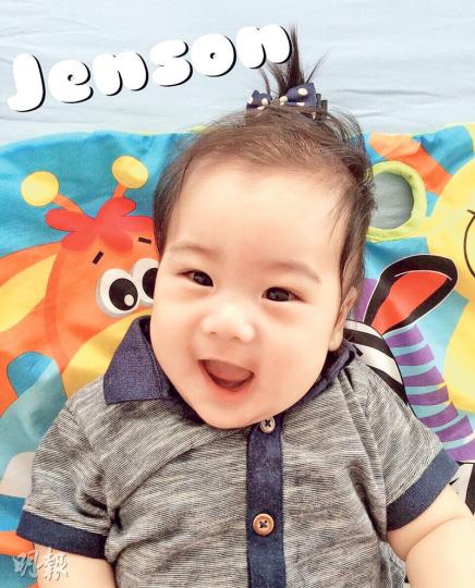 次子Jenson被網民指似哥哥Kimi。(微博圖片)三子Kyson則被指似爸爸林志穎。(微博圖片) 次子Jenson被網民指似哥哥Kimi。(微博圖片)三子Kyson則被指似爸爸林志穎。(微博圖片)