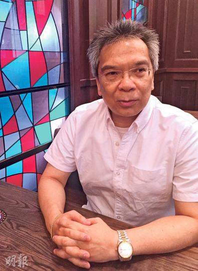 前副廉政專員及執行處首長李銘澤指出,廉署查特首的相關制度「出了問題」,有必要檢討及設立機制,弄清制度及程序,免構成利益衝突及不公平的觀感,才能有助維持廉署的公信力。(曾錦雯攝) 前副廉政專員及執行處首長李銘澤指出,廉署查特首的相關制度「出了問題」,有必要檢討及設立機制,弄清制度及程序,免構成利益衝突及不公平的觀感,才能有助維持廉署的公信力。(曾錦雯攝)