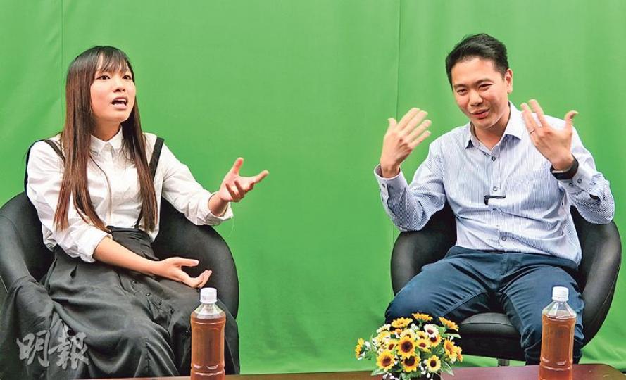 青年新政游蕙禎(左)同民建聯副主席周浩鼎一齊「拗下2047」,就港獨、自決等議題,兩人明顯立場唔同,鬧到火紅火綠。(張家恒攝) 青年新政游蕙禎(左)同民建聯副主席周浩鼎一齊「拗下2047」,就港獨、自決等議題,兩人明顯立場唔同,鬧到火紅火綠。(張家恒攝)