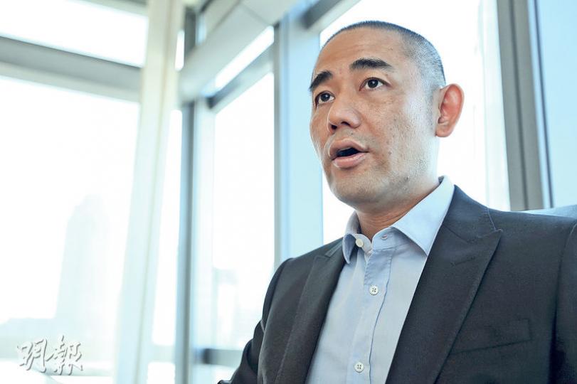 興證國際證券客戶投資組副總裁盧駿匡表示,恒指於7月14日升穿牛熊分界線,至今仍守穩其上,是港股踏入牛市的重要技術指標。(林俊源攝) 興證國際證券客戶投資組副總裁盧駿匡表示,恒指於7月14日升穿牛熊分界線,至今仍守穩其上,是港股踏入牛市的重要技術指標。(林俊源攝)